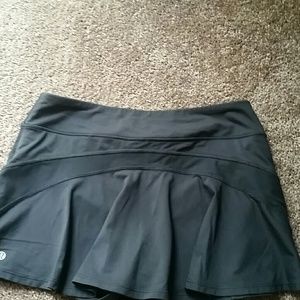Lulu lemon tennis skirt